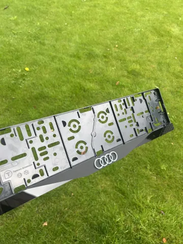 Gerealiseerde 3D kentekenplaathouder van Designerplaten — foto 35